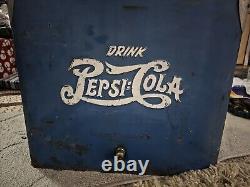 Vintage 1950s Drink Pepsi Cola Blue Metal Ice Cooler chest double dot